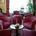 Campanile Nature - Marne La Vallee - Hotel Chelles (Seine-et-Marne)