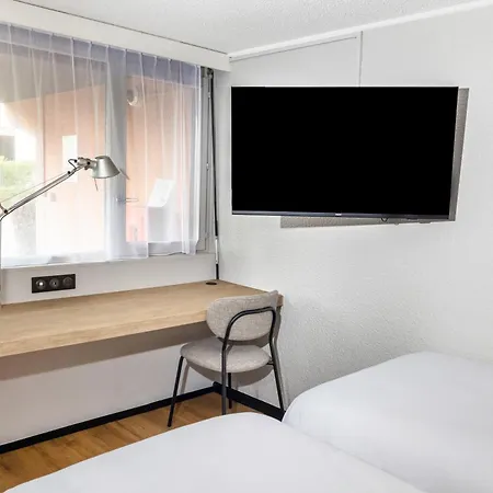 Hotel Campanile Nature - Marne La Vallee Chelles 3*