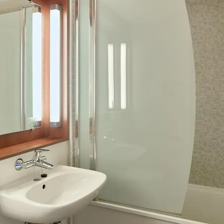 Campanile Nature - Marne La Vallee - Villepinte 3*