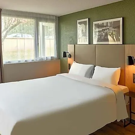 Campanile Nature - Marne La Vallee - Hotel