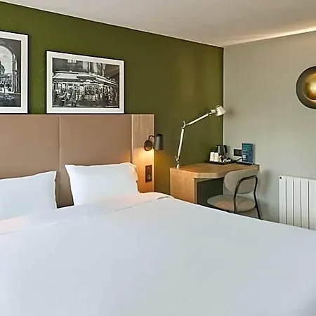 Hotel Campanile Nature - Marne La Vallee - 3*
