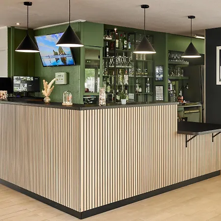 Отель Campanile Nature - Marne La Vallee - 3*