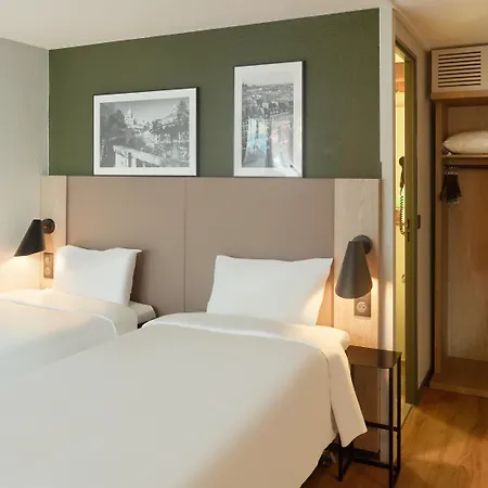 Campanile Nature - Marne La Vallee - Отель 3*