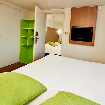 Campanile Nature - Marne La Vallee - Villepinte Hotel
